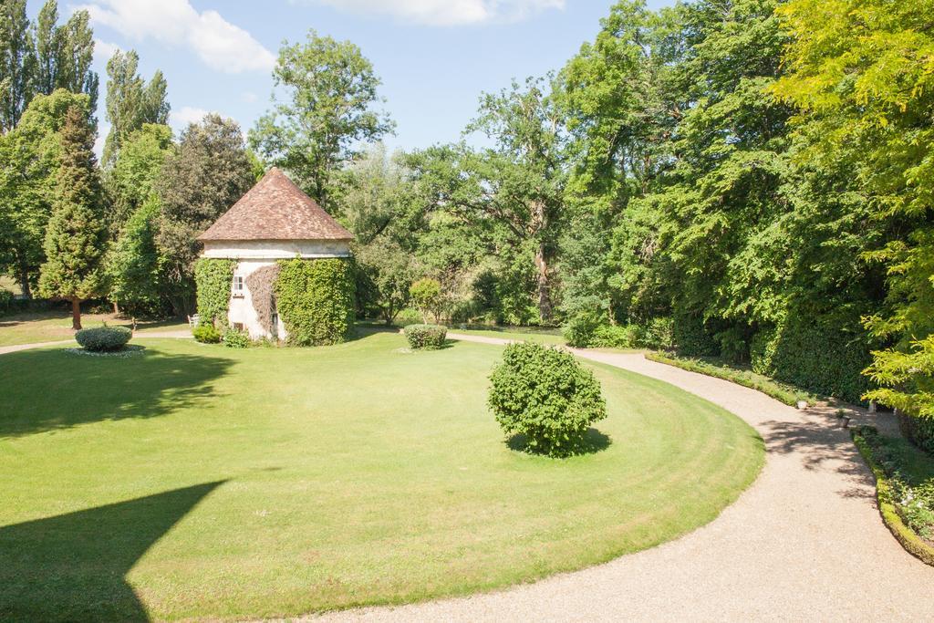 Bed and Breakfast Domaine Labattut Saint-Astier  Zimmer foto